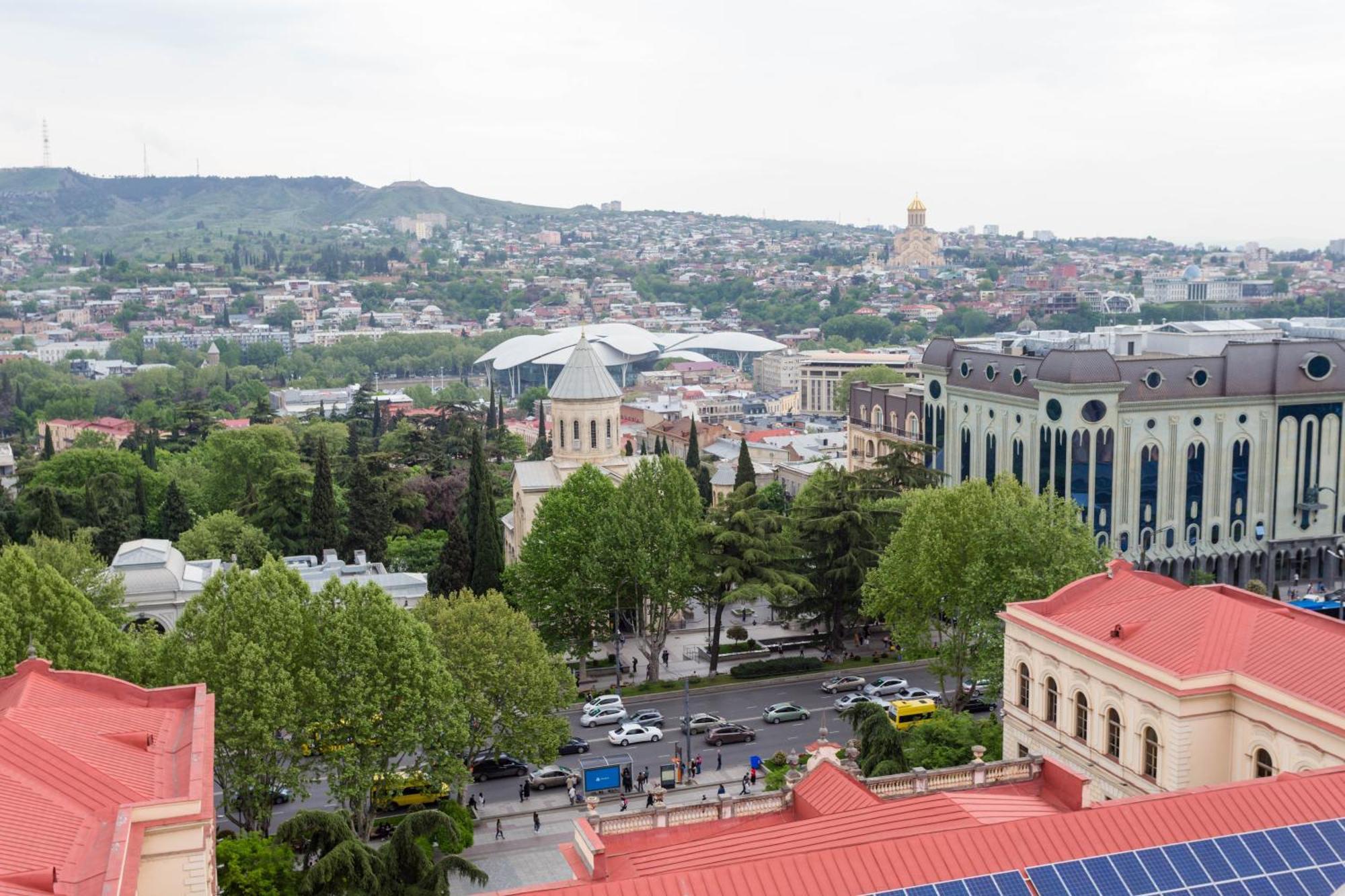 The Grand Apartment Lll Tbilisi Exterior photo