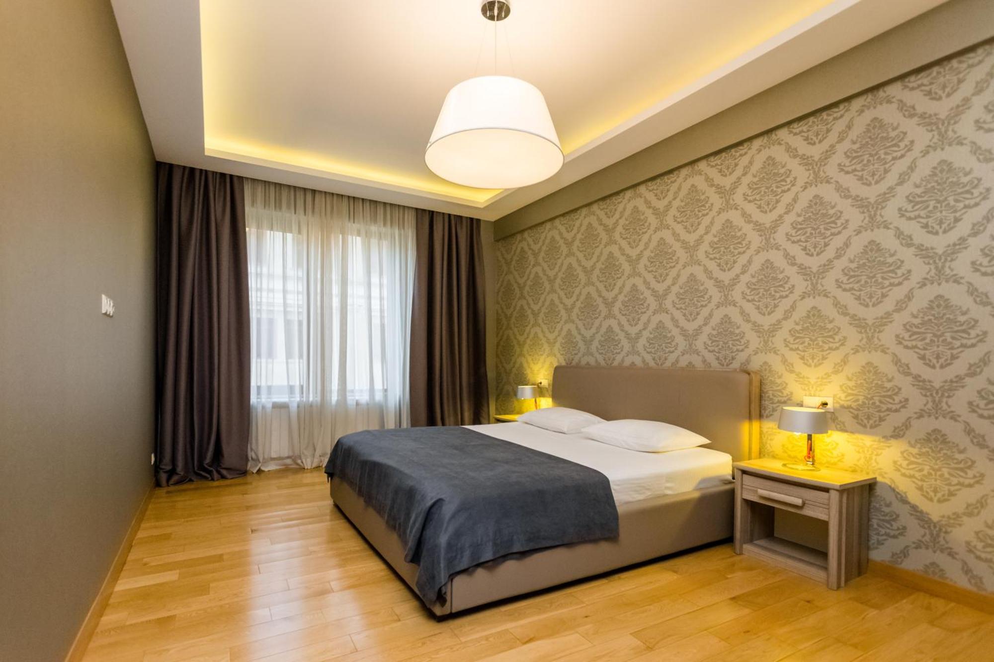 The Grand Apartment Lll Tbilisi Exterior photo