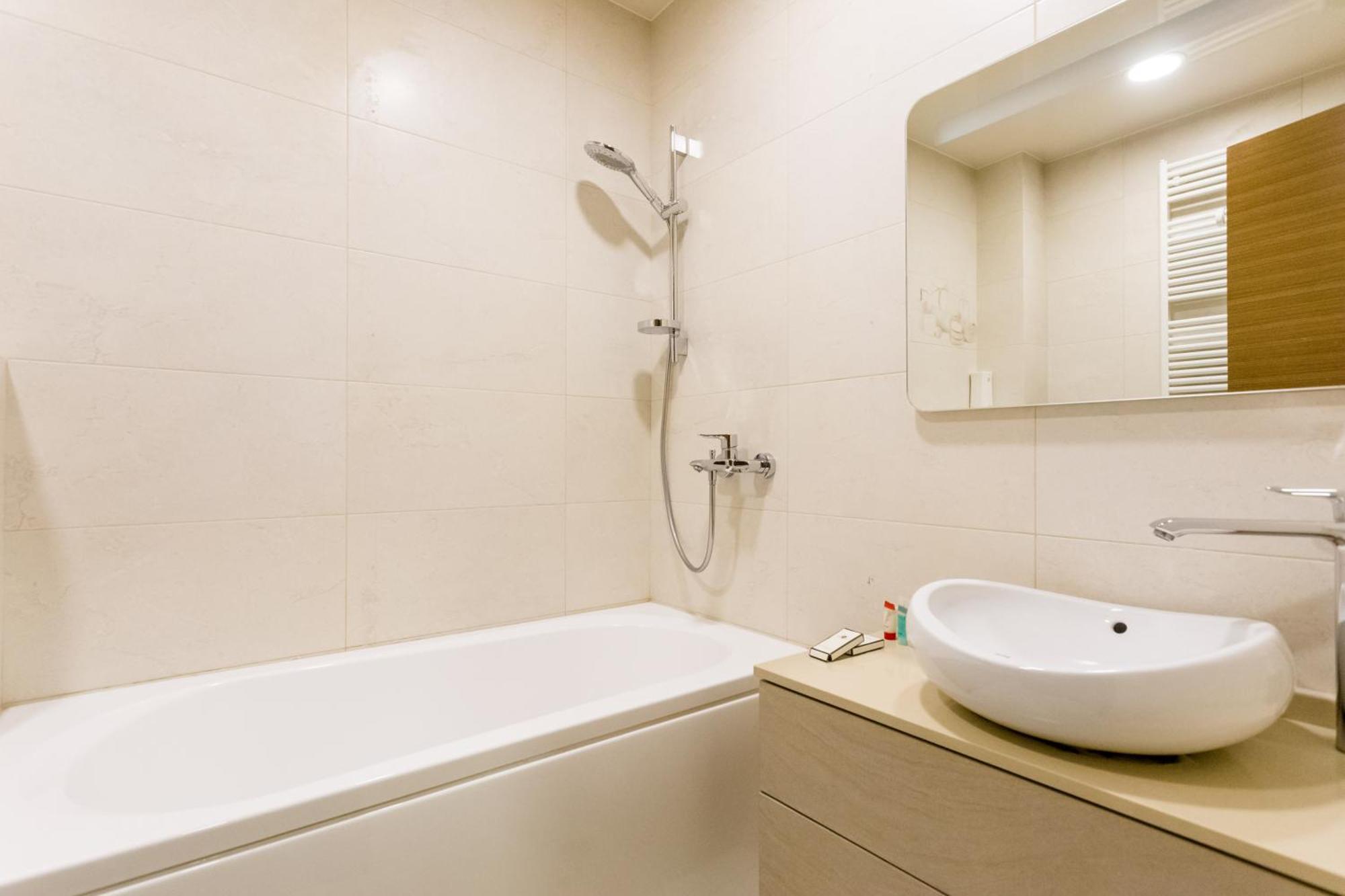 The Grand Apartment Lll Tbilisi Exterior photo